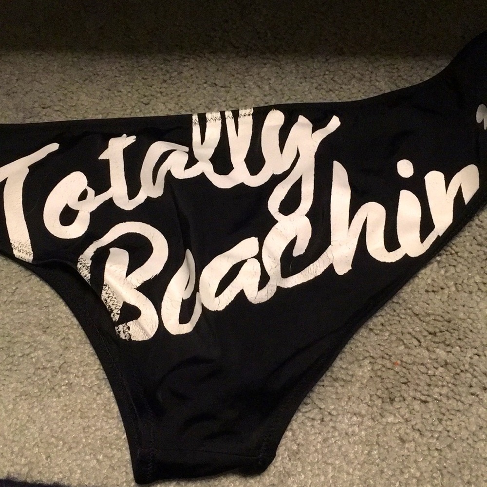 Bikini bottoms